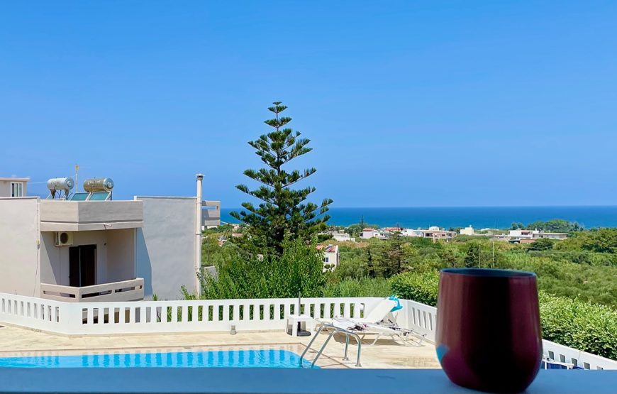 Villa Cook with pool and terraces with sea views