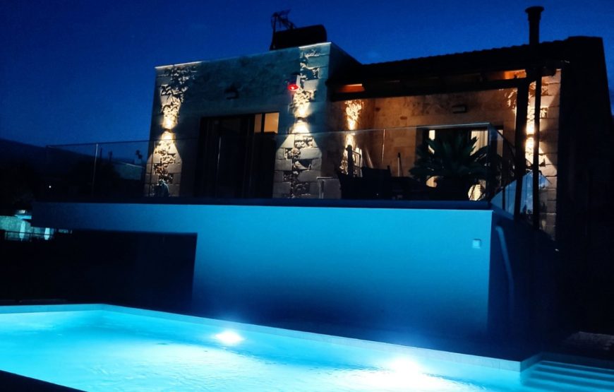 Villa Argia with private pool